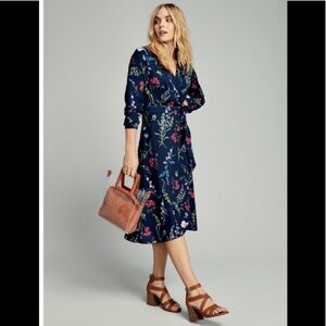 Time and Tru Floral Faux Wrap Dress blue size S 4-6 long sleeves career romantic